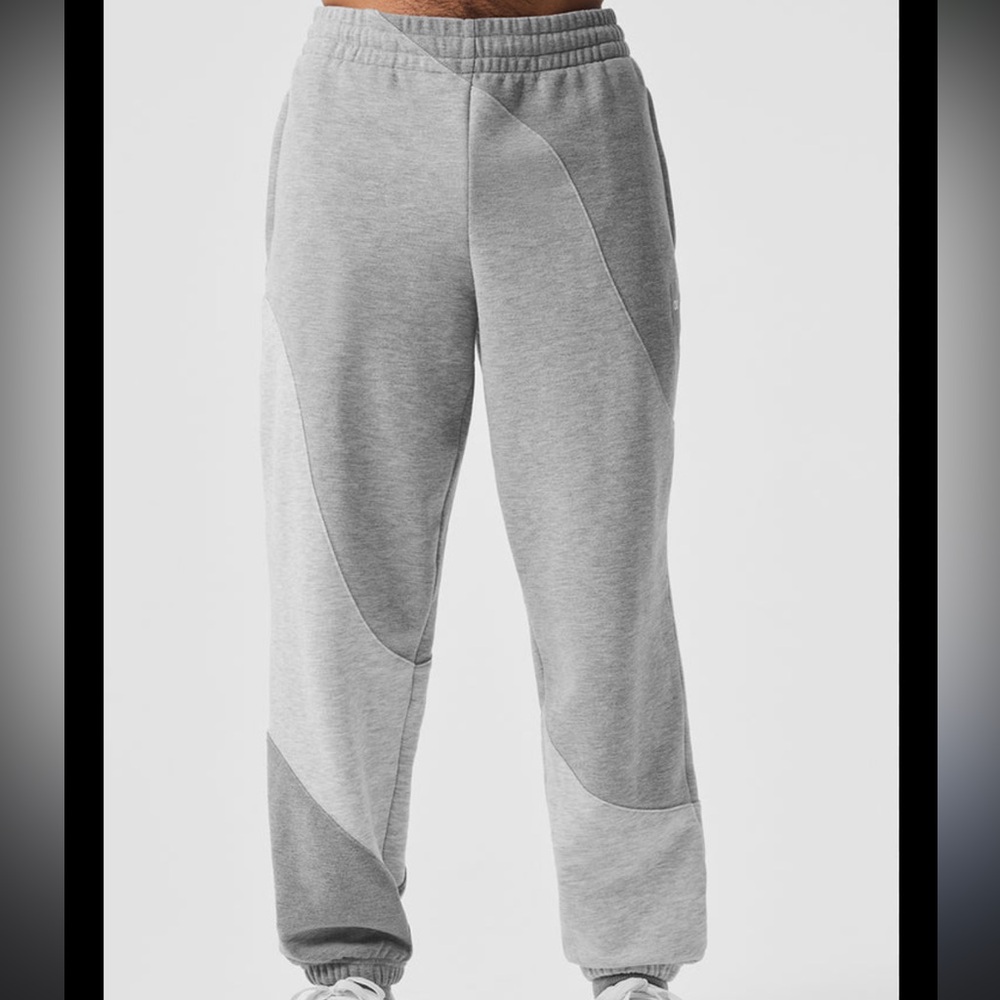 ALO Unisex Light Gray Sweatpants - Picture 7 of 12